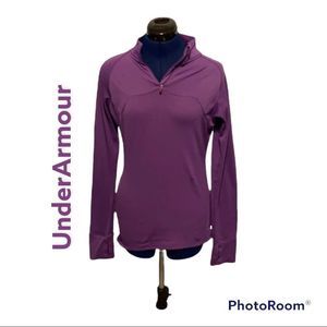 Sz M purple UnderArmour fitted all seasons top